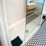 Apartmán L'alcove - T2 Calme, Terrasse & Parking Prive Castres (Tarn)