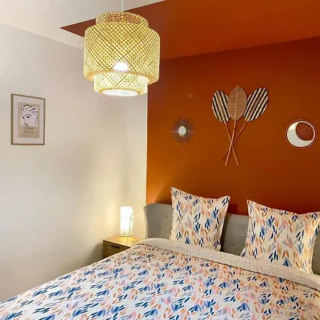Apartmán L'alcove - T2 Calme, Terrasse & Parking Prive *