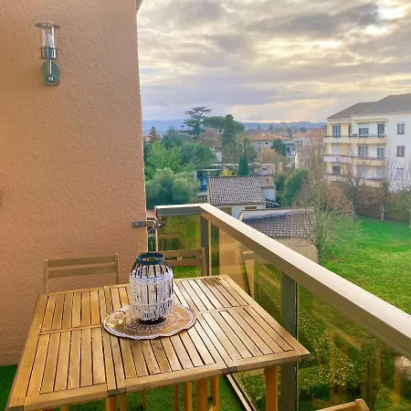 L'alcove - T2 Calme, Terrasse & Parking Prive * Castres