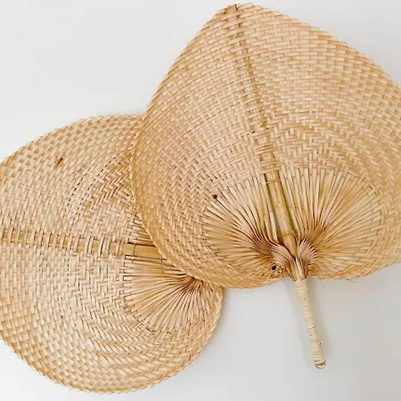 L'alcove - T2 Calme, Terrasse & Parking Prive